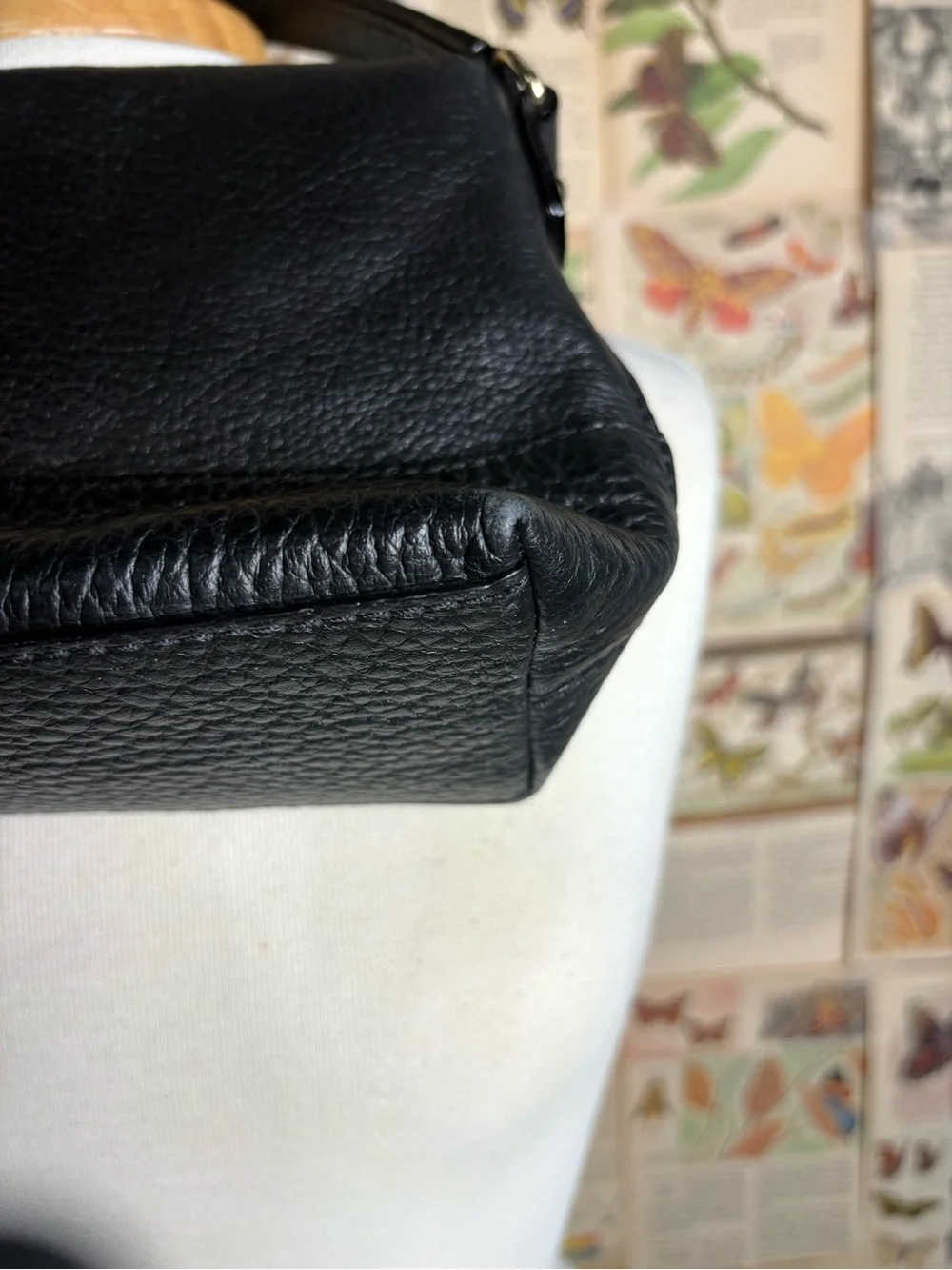 kate spade Black Pebbled Leather Hand bag